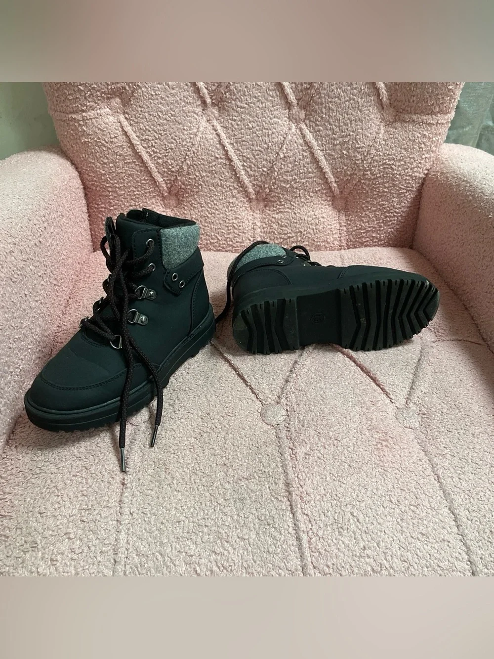Target sturdy black